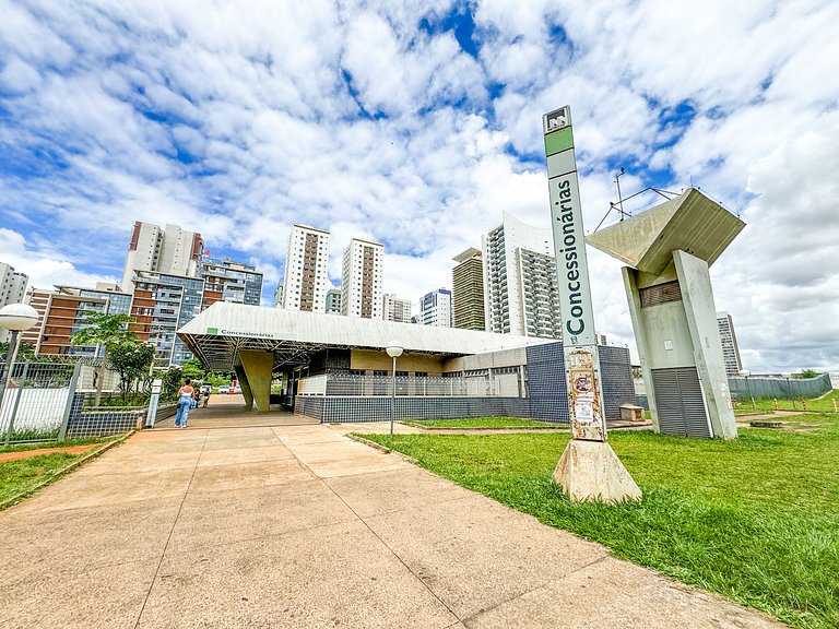 Ao lado do Metrô e Shopping (1Qto)