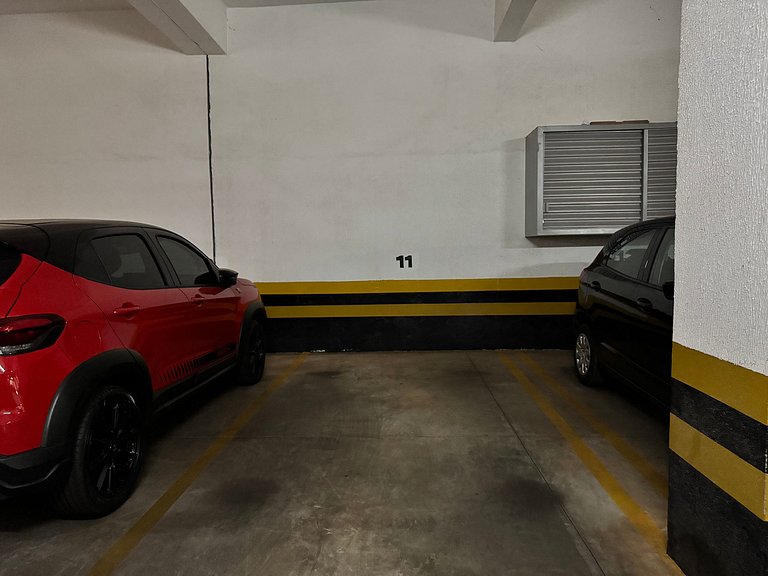 Studio Moderno no Sudoeste: Garagem e Tudo a Pé