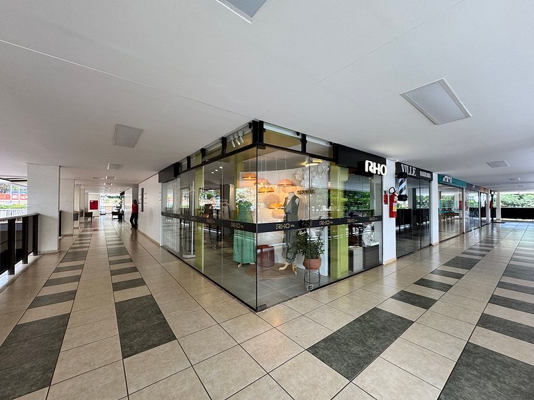 Studio Moderno no Sudoeste: Garagem e Tudo a Pé