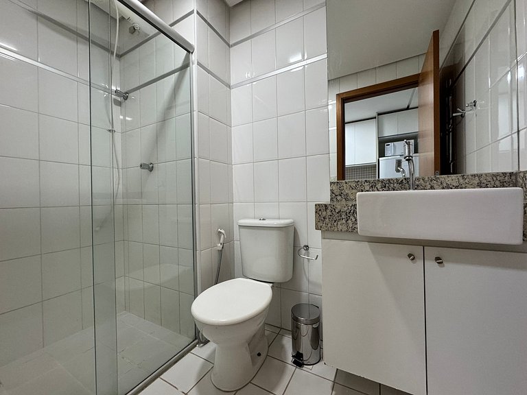 Studio Moderno no Sudoeste: Garagem e Tudo a Pé