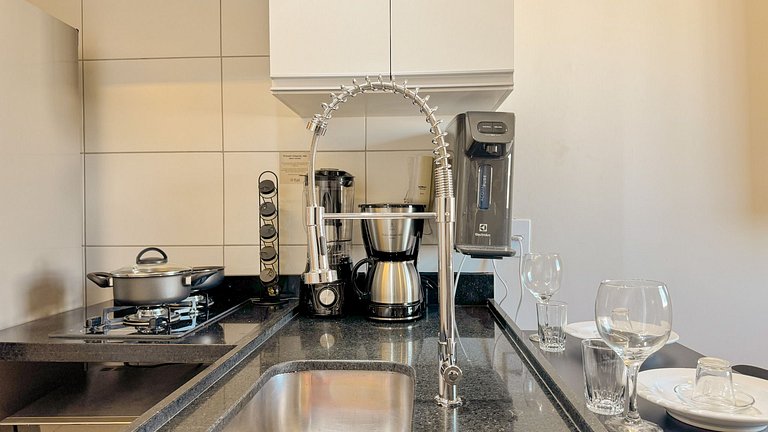 Apto de 1 quarto com piscina, próximo ao metrô