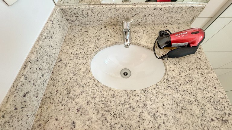 Apto de 1 quarto com piscina, próximo ao metrô